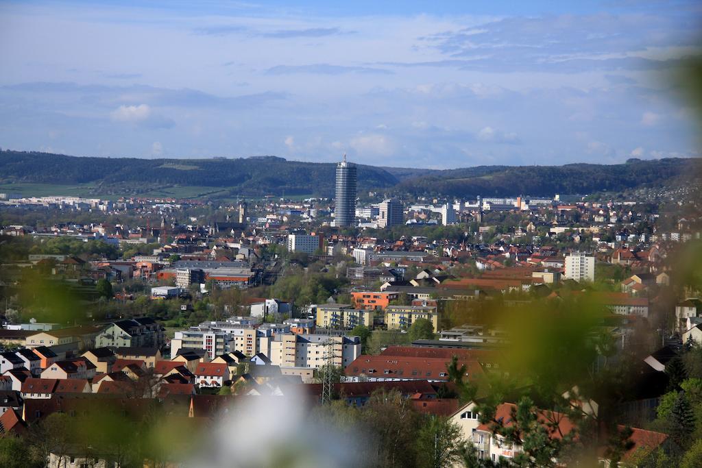 3 Seiten Ferienwohnung Jena Ruang foto